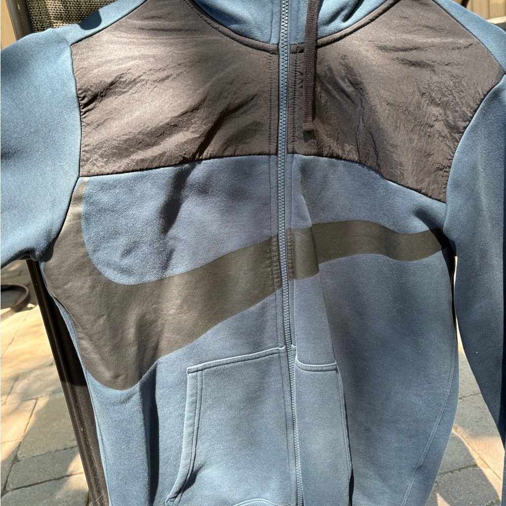 Nike Men's Black and Blue Windbreaker Jacket